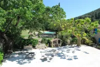 Bastide de La Lézardière Hotels near La Source de La Sorgue