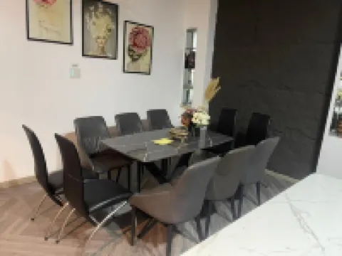 Kinh Do Homestay Các khách sạn gần Cho Thuê Cổ Phục Áo Dài Huế Dolly’s - 38 Nguyễn Trãi