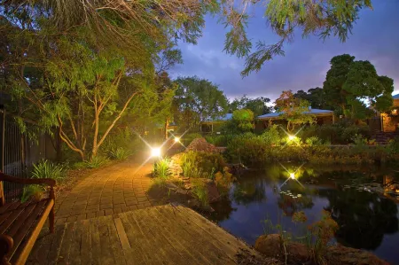 Grande Escape Resort Отели в г. Burnside