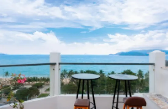 아주라 골드 호텔 & 아파트먼트 나트랑 호텔