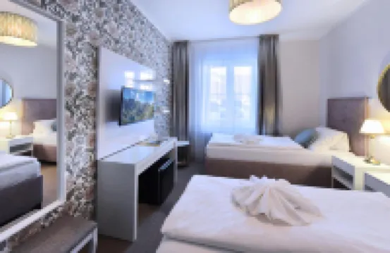 Aplend Hotel Lujza Major - parking