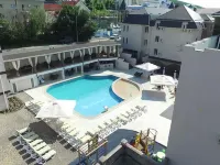 Delmont Hotel Hotels in Sukko