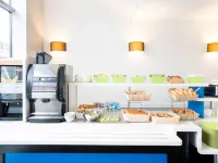 Ibis Budget Paris Porte de Montmartre - servizio colazione