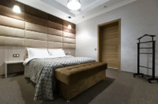 天空勒克斯酒店 納貝爾茲內耶切勒尼酒店