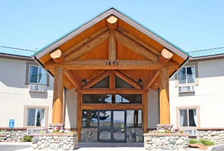 Cody Legacy Inn & Suites