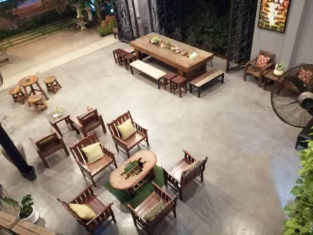 Nornlamphun Boutique Hotel Отели рядом с достопримечательностью «Sun Watthanatham Changwat Lamphun Rongrian Suan Bun Yo Patham»