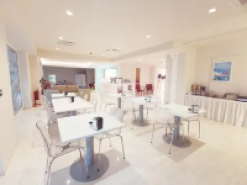 โรงแรมลา ดอลเช วิตา