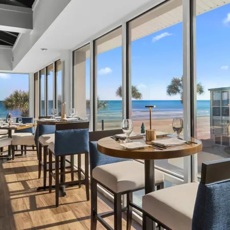 Oceanfront Litchfield Inn