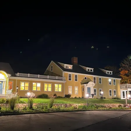 The General Stanton Inn