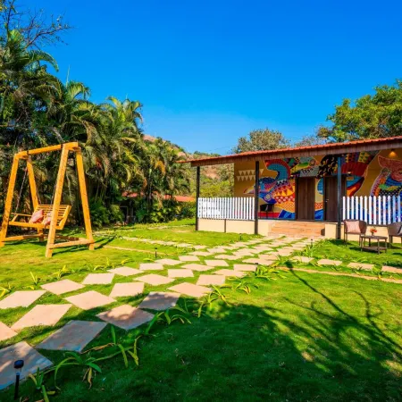 Zostel Plus Lonavala