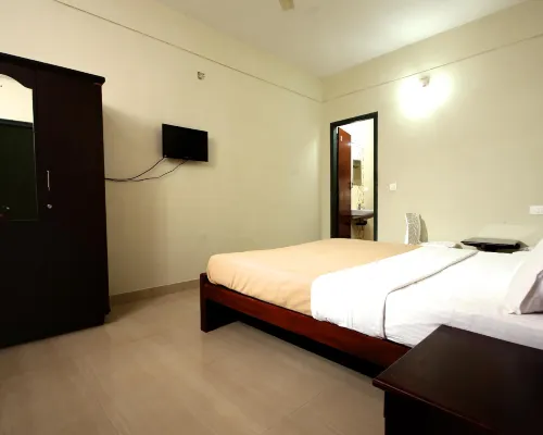 Misty Hills Resort Hotels in Kalpetta