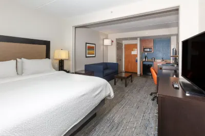 Holiday Inn Express & Suites Jacksonville Airport Hotels in Jacksonville