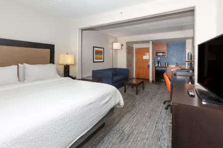 Holiday Inn Express & Suites JACKSONVILLE AIRPORT by IHG