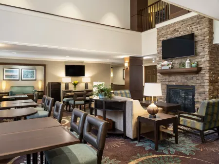 Staybridge Suites Indianapolis-Airport