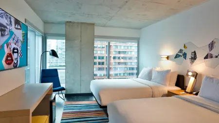 Aloft Chicago Mag Mile
