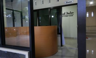 Omah Paulan Guest House