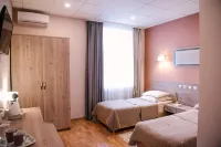 Hotel Son and Len โรงแรมใน