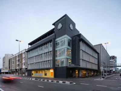 The Brunei Hotel Отели в г. 