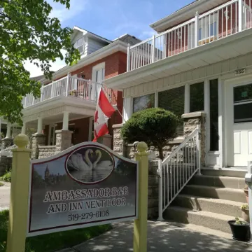 Ambassador B&B Guest Home