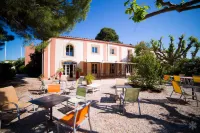Le Clos de l'Aube Rouge - Montpellier / Castelnau le Lez Hotels in Vendargues
