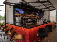 Ramada Encore by Wyndham Puebla - bar