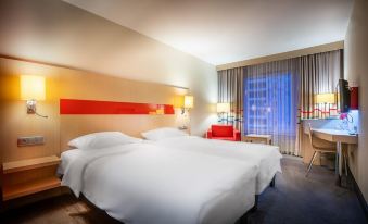 Cosmos Murmansk Hotel