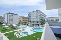 Marina Palace Hotel 4 Stelle S - Pools