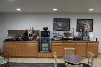 Ramada by Wyndham Spirit Lake/Okoboji Hotels in Center Grove