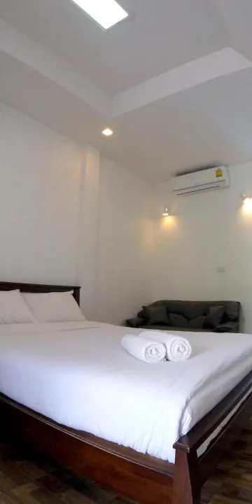 ห้องสแตนดาร์ด เตียงใหญ่ 1 เตียง