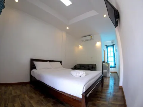 ห้องสแตนดาร์ด เตียงใหญ่ 1 เตียง