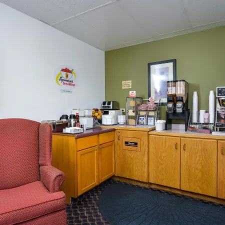 Super 8 by Wyndham Minot Airport Hotels in Minot