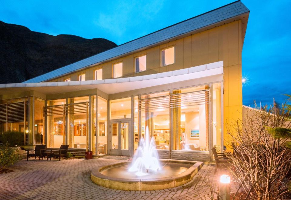 hotel overview picture