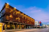 Srisuksant Square Hotel a 