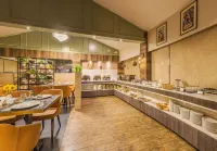 Udaan Nirvana Resort Darjeeling - servizio colazione