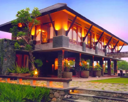 Rumah Batu Boutique Hotel Hotels in Baki