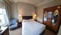 Charlemont House Hotels in Dungannon