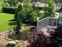Adventure the Bruce Inn - Recently Renovated with Outdoor Hot Tub