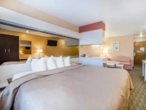 Quality Inn & Suites Elko Hotels in Elko