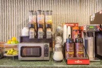 Days Inn by Wyndham Wilkes Barre - breakfast