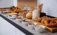 彼爾姆假日酒店 - IHG 旗下酒店 - 早餐