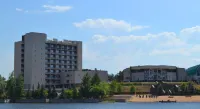 Lada Resort (Лада Резорт) Отели в г. 