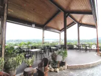 Pearlmont Hotel