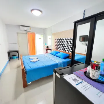 S Diamond Apartment Hotels near Chaosamran Beach