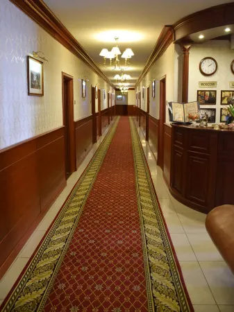 София Отели рядом с достопримечательностью «Синагога в Туле»