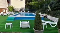 Paradiz Hotel - Pools
