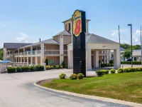 Super 8 by Wyndham Columbia Hotels in Columbia