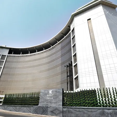 Bayat Hotel