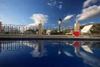 Apartamentos Marina Turquesa - Pools
