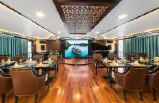 La Regina Legend Cruise Hotels in Tuan Chau