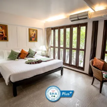 Baan Amphawa Resort & Spa